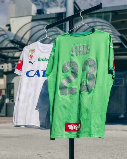 Aktion - Matchworn Trikot & Fanschal